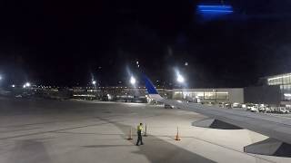 Full Flight  United Airlines 737900ER Houston to Los Angeles [upl. by Schlicher421]